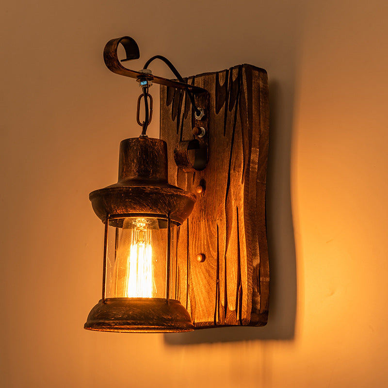 Cast Iron Wall Light Alvore