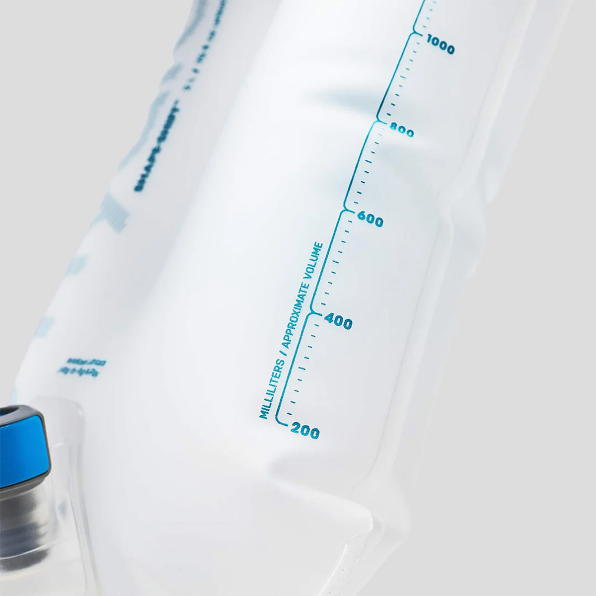 Shape-Shift Reservoir | High-Capacity Hydration Bladder with Easy Cleaning | Durable Design for Athletes 3