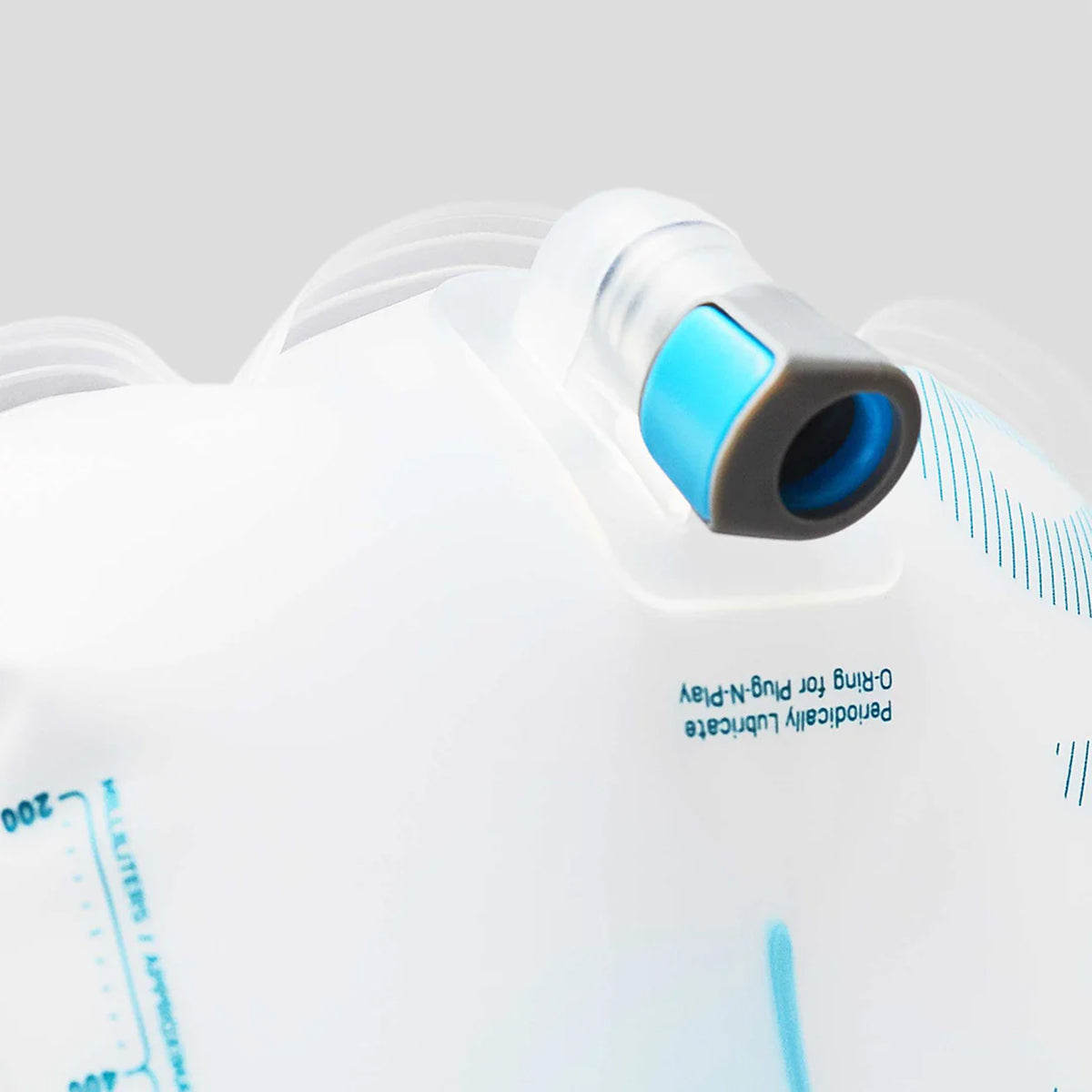 Shape-Shift Reservoir | High-Capacity Hydration Bladder with Easy Cleaning | Durable Design for Athletes 8