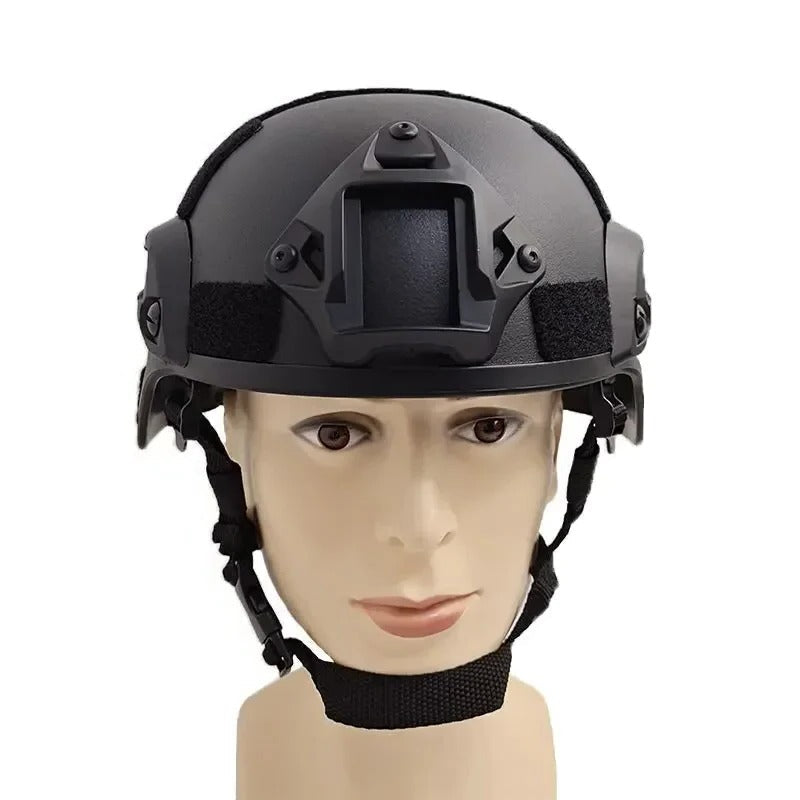 Outdoor Tactical Training Helmet Alvore