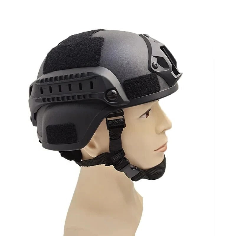 Outdoor Tactical Training Helmet Alvore
