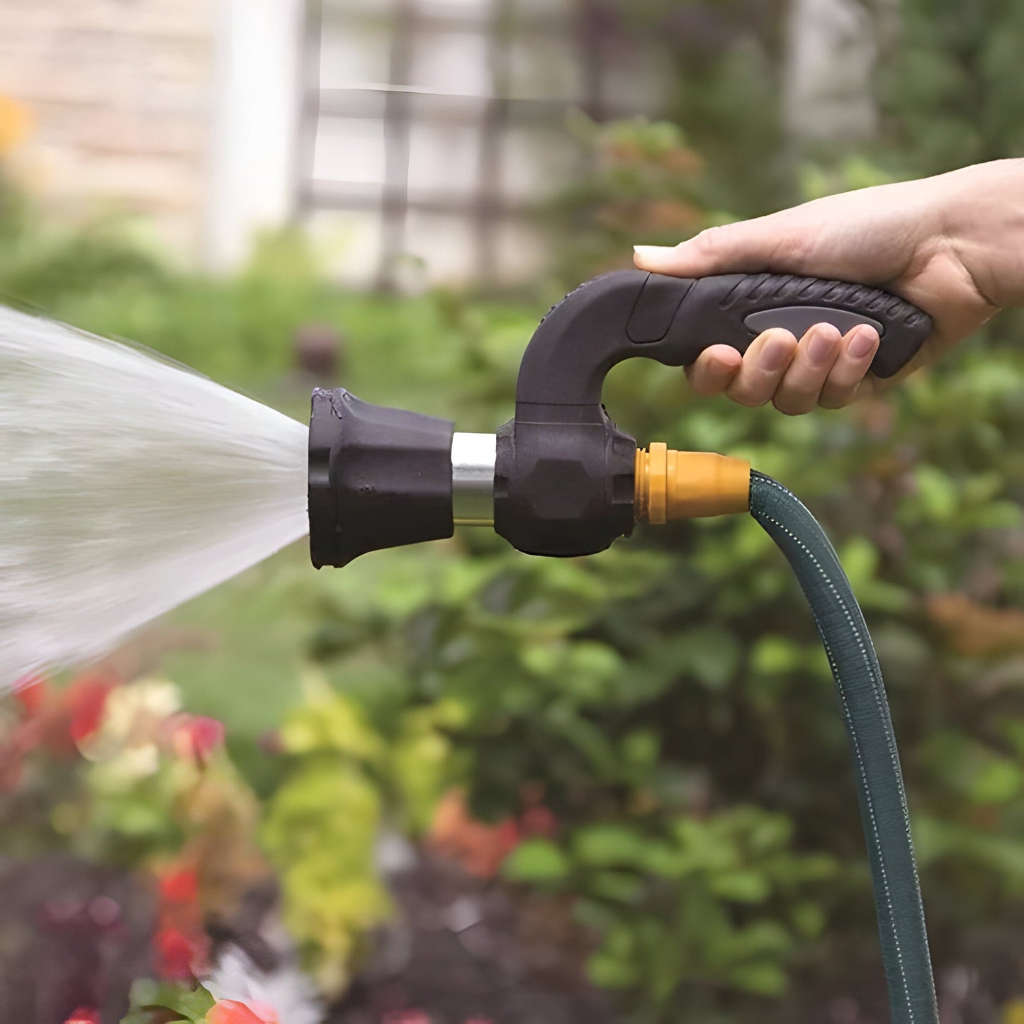 Portable Handheld Water Sprayer with Adjustable Nozzle Alvore